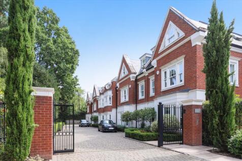 St. Marys Road, Weybridge, Surrey, KT13