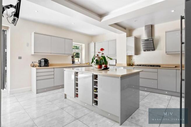 Ingham Road 27 MV-4.jpg