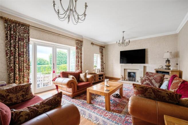 4 bed Detached for sale Image 9