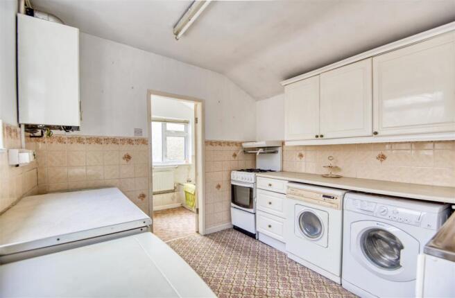 4a Kitchen.jpg