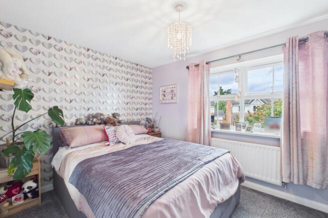 3 bed Semi-Detached for sale Image 10