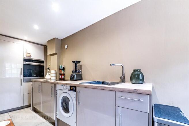 2 bed Terraced for sale Image 4