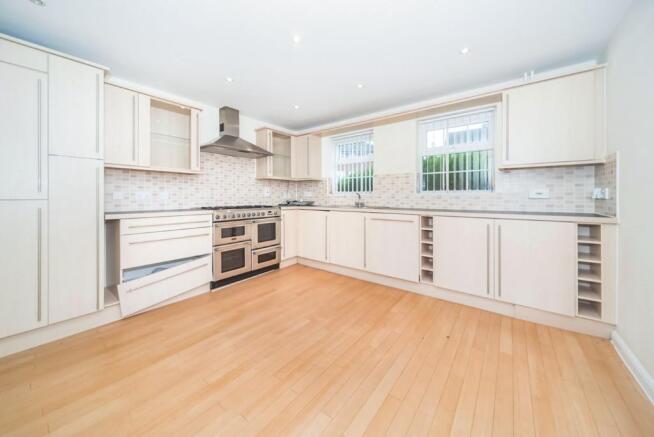 Kitchen/breakfast ro