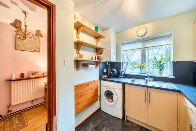 1403427-16-697792300ac80