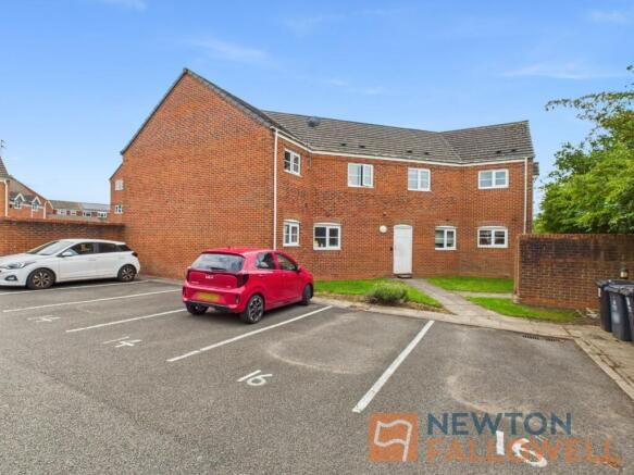 Windrush Close, Walsall, WS3 photo 4