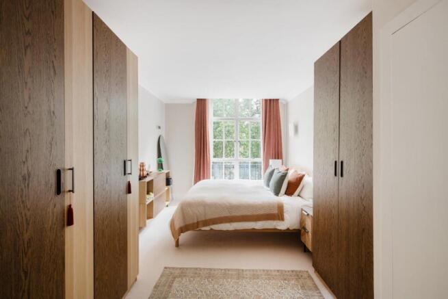 Flat 21 Bloomsbury Mansions Hi-13.jpg