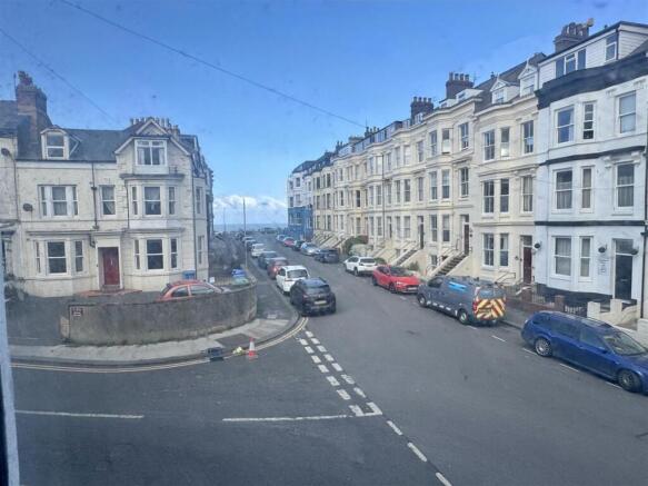 1 bed Flat to rent Image 7