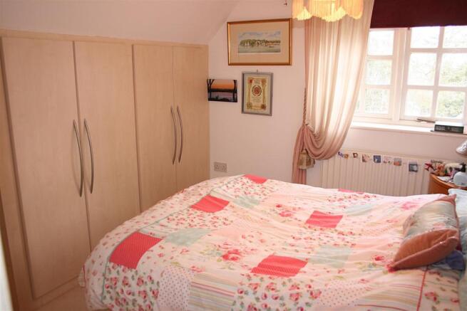 bedroom3.JPG