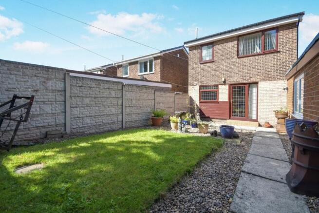 3 bed Detached for sale Image 8