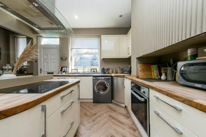 2 bed Terraced for sale Image 5