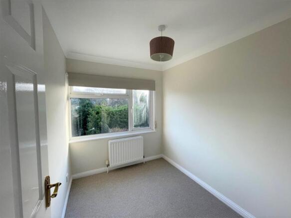 bedroom 3lighter.jpg