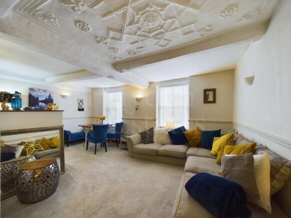 1 bedroom Flat for sale