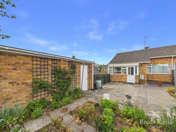 2 bed Bungalow for sale Image 11