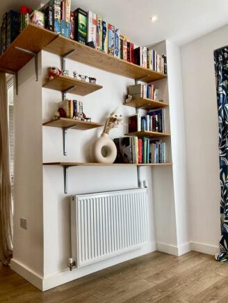 Photo 8