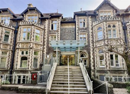 Stylish Clifton living