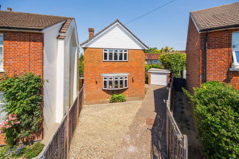 First Street, Langton Green