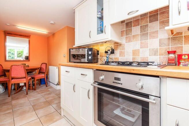 Kitchen / Dining Roo