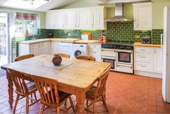 Kitchen/Dining Room