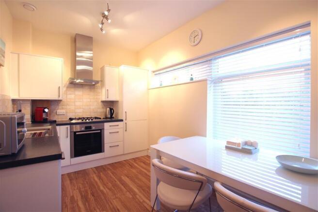 Kitchen (Main)