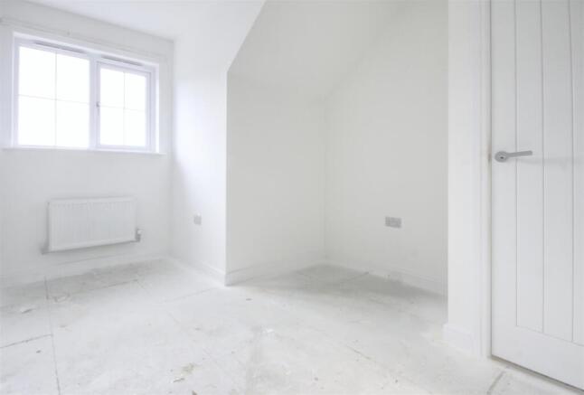 2 bed Semi-Detached for sale Image 5