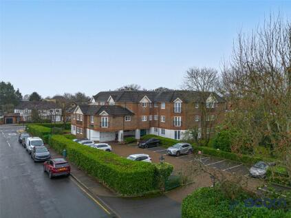 Bartholomew Court, Longcrofte Road, Edgware, HA8