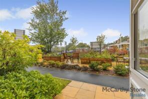 13, Devonshire Place, Station Road, Buxton SK17 6GP