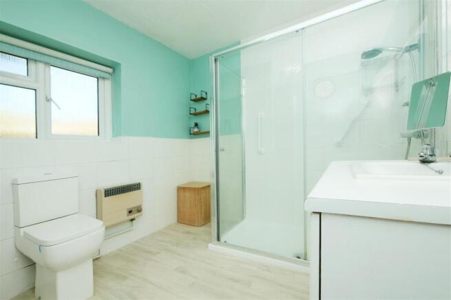 3 bed Semi-Detached Bungalow for sale Image 9