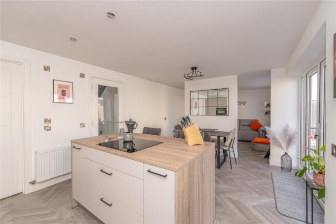 Kitchen Alt