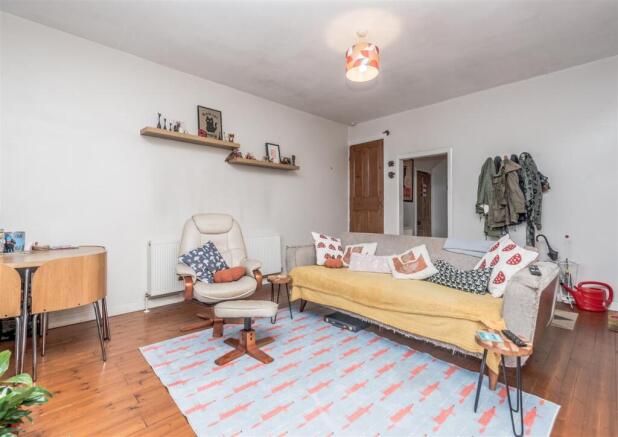 Living Room: