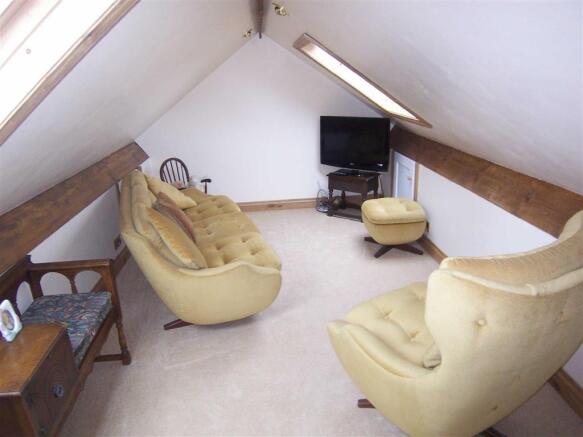 Bedroom 2: