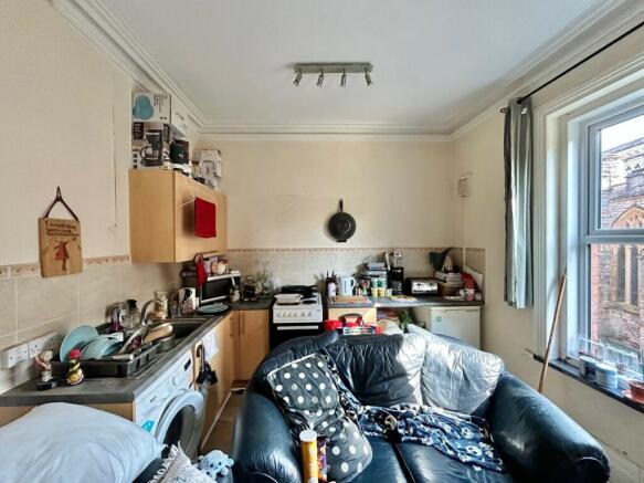 Lounge/Kitchen