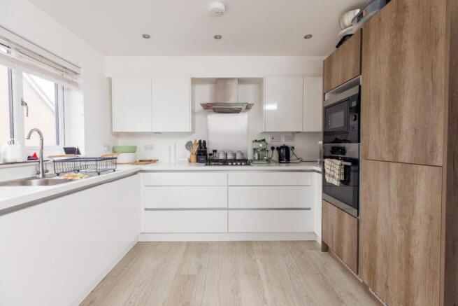 43 Malago Drive-13.jpg