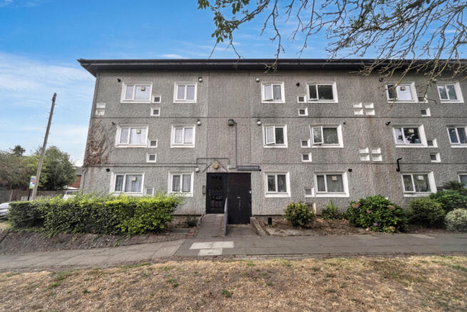 119 Raccoon Way, Hounslow, Middlesex, TW4 7PN