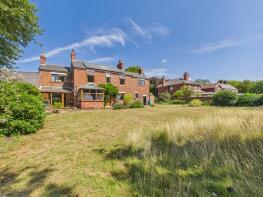 64 Humber View, Southside, Hull HU12 0RW