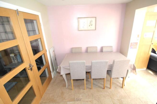 Kitchen/Breakfast Ro