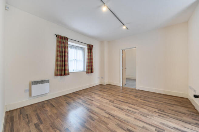 1435545-8-69c66d8...