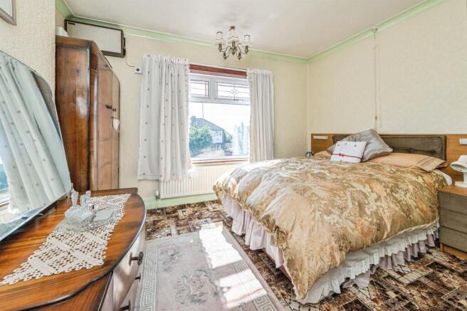 3 bed Semi-Detached for sale Image 7