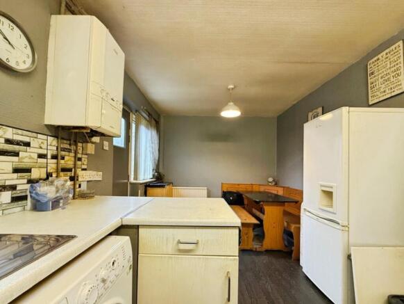 90e4b89b-E-4447-9EBB-6B34EE1BB392-6070-000001D2232