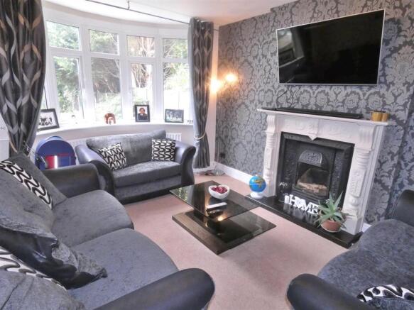 Lounge/Sitting Room