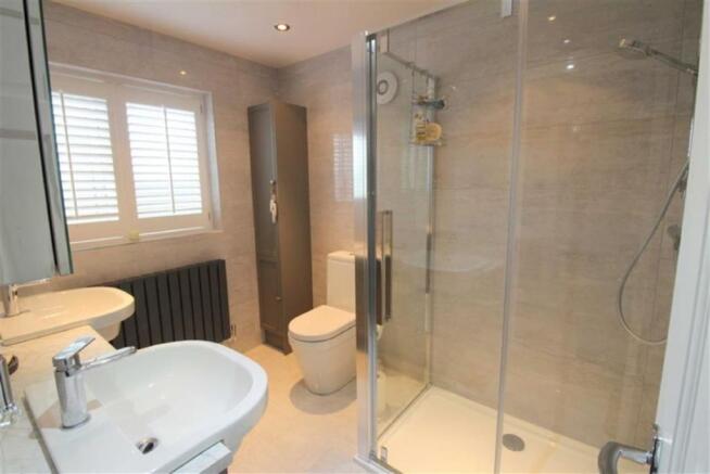 Master En-Suite