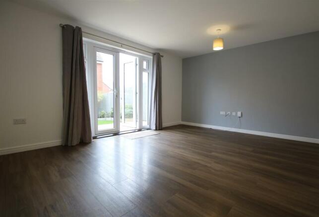 Living Room 1.JPG