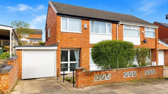 Huncote Avenue For Sale