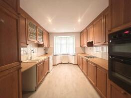 88, Lawns Way, Romford RM5 3TB