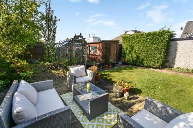 garden 3.jpg