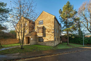 10, Jasmin Close, Northwood HA6 1DH