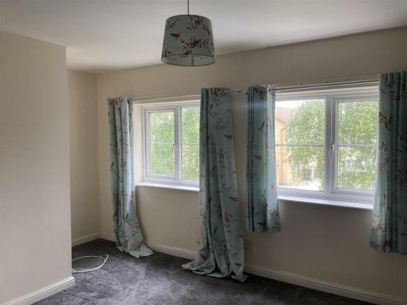 3 Butlin Close (12).JPG