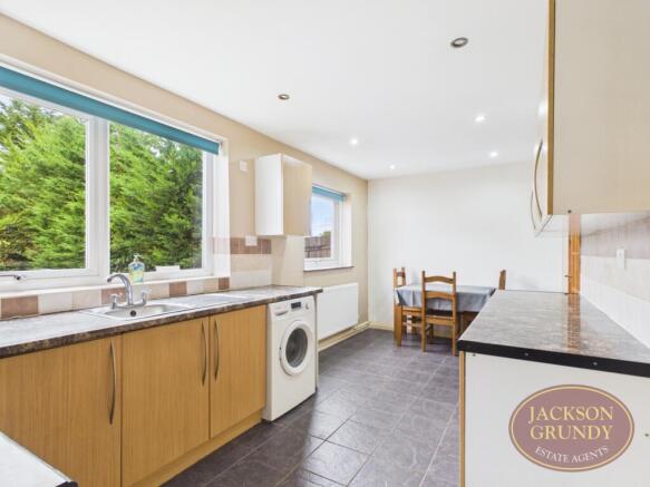 Aynho Crescent, Kingsthorpe, NN2 8LF photo 4