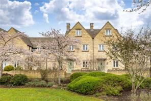 36, Moss Way, Cirencester GL7 1RS