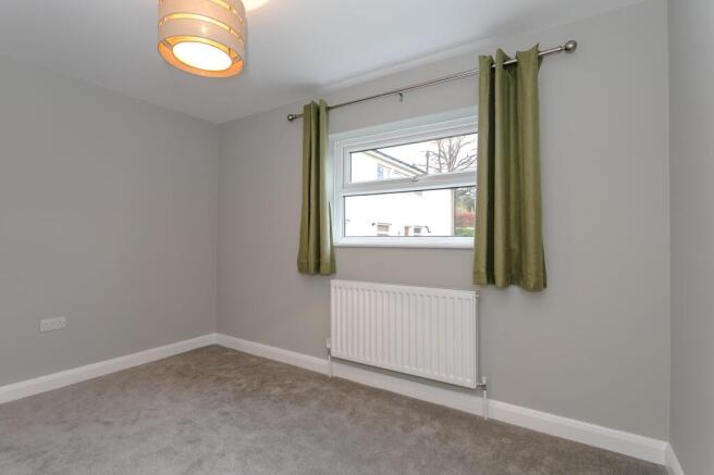 2 bed Apartment to rent Image 9