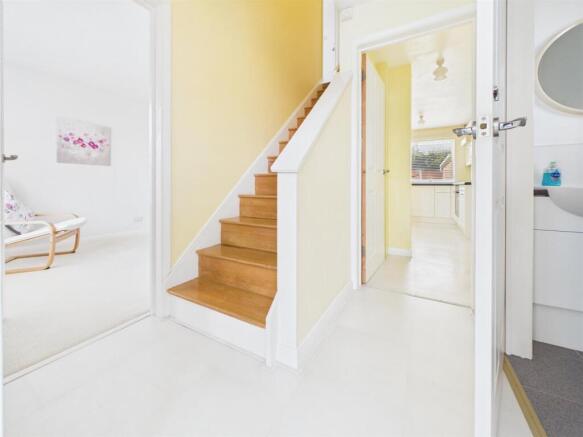 Light & Spacious Hallway